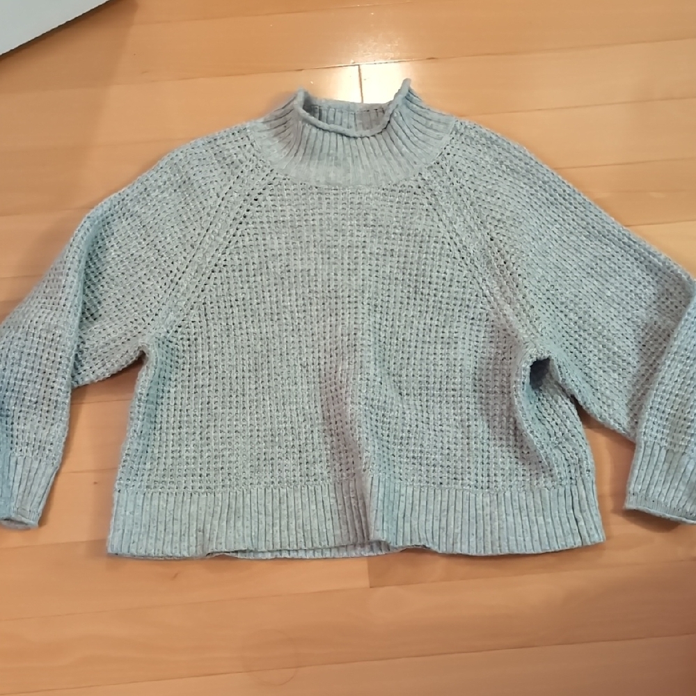 Women's Light Gray Sweater - Picture 1 of 5